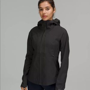 NWT lululemon Break a Trail Jacket, Size 4 - Black